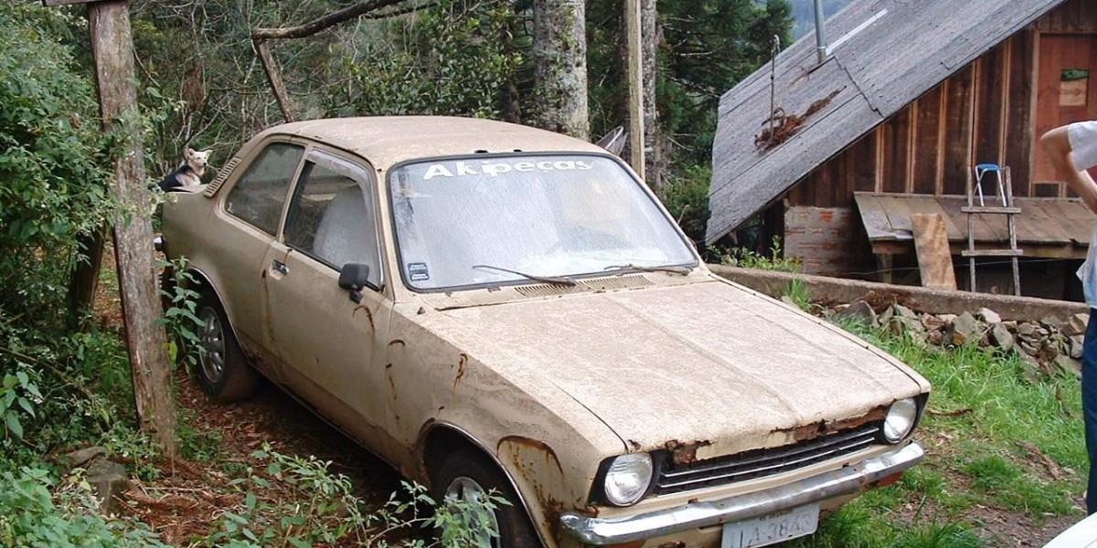 Chevette 1975: O Clássico que Une Nostalgia e Estilo – Confira Esta Oferta Imperdível!